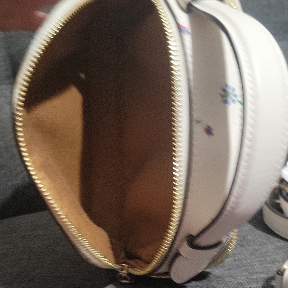 Coach White Floral Women's Bag - Picture 7 of 12